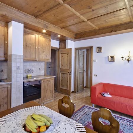 Appartamenti Barisetti Кортина д'Ампецо Стая снимка